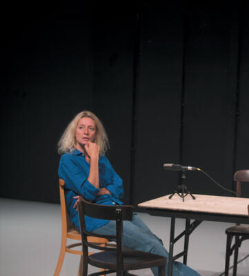 Theatre - "Rien ne s'oppose à la nuite - Fragments"