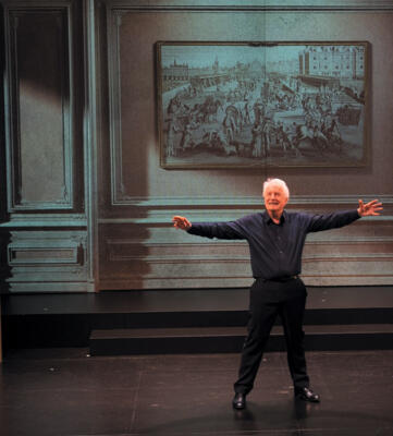 Theatre - "Sens dessus dessous - André Dussollier"